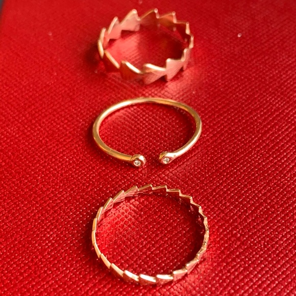 Dannijo “Kidada” Ring in Rose Gold, Size 8 - Picture 6 of 7